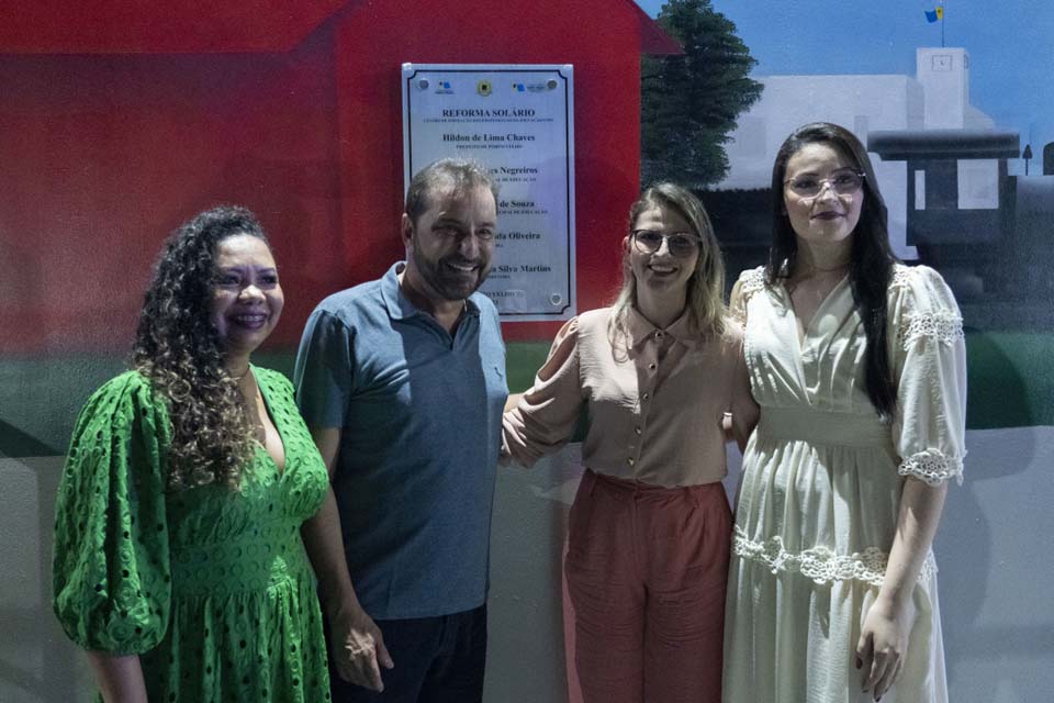 Prefeito Hildon Chaves realiza entrega de obra de revitalização do Centro de Formação de Professores