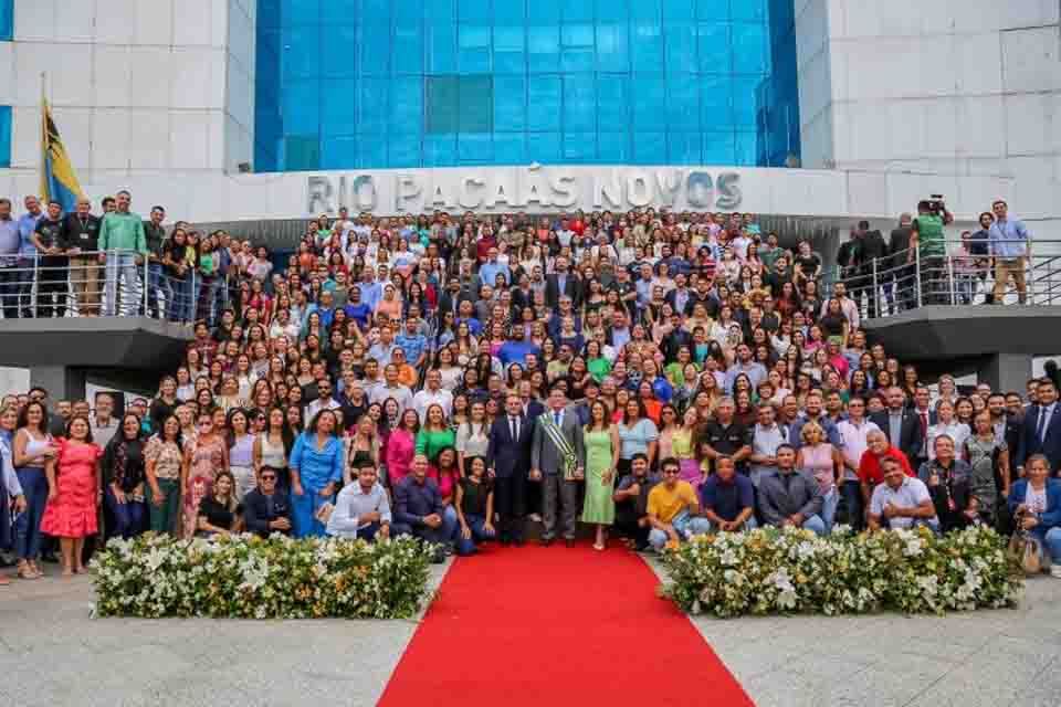 Parabéns a cada servidor público pela dedicação e comprometimento com o futuro de Rondônia