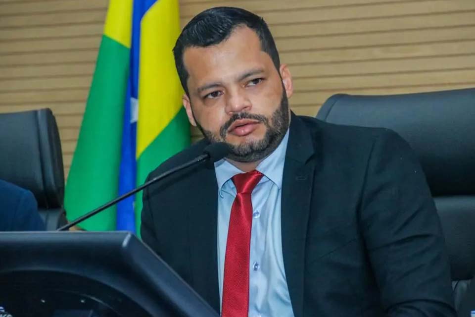 Deputado Edevaldo Neves requer informações sobre a convocação de aprovados no concurso público em Rondônia