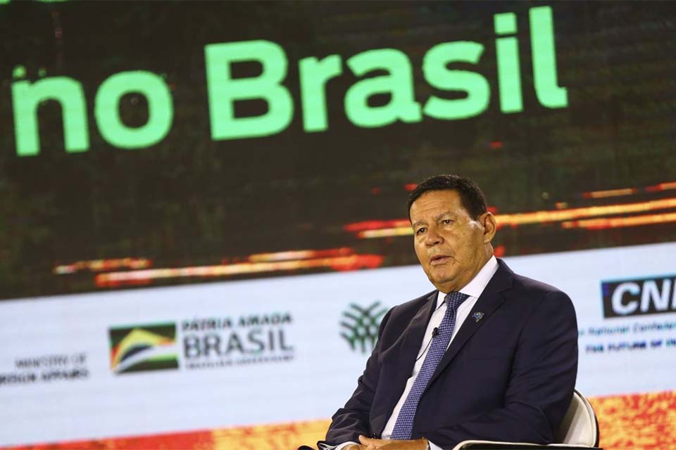 Vice-presidente defende investimento em hidrovias e portos na Amazônia