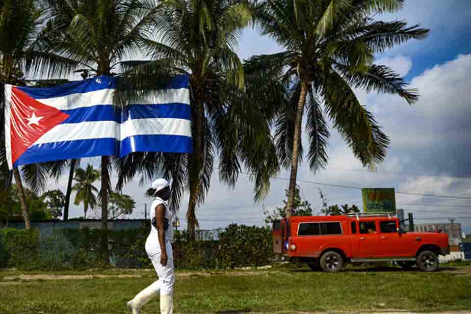 Cuba pede fim do embargo americano após 60 anos de isolamento