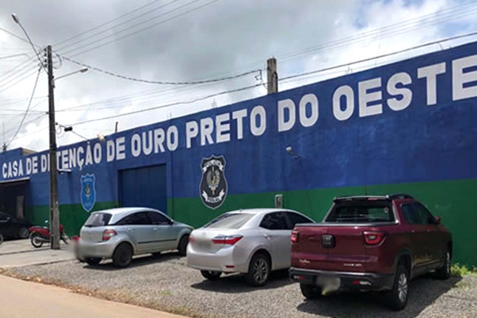 Testes detectam surto de covid na Casa de Detenção e 22 presos são positivados