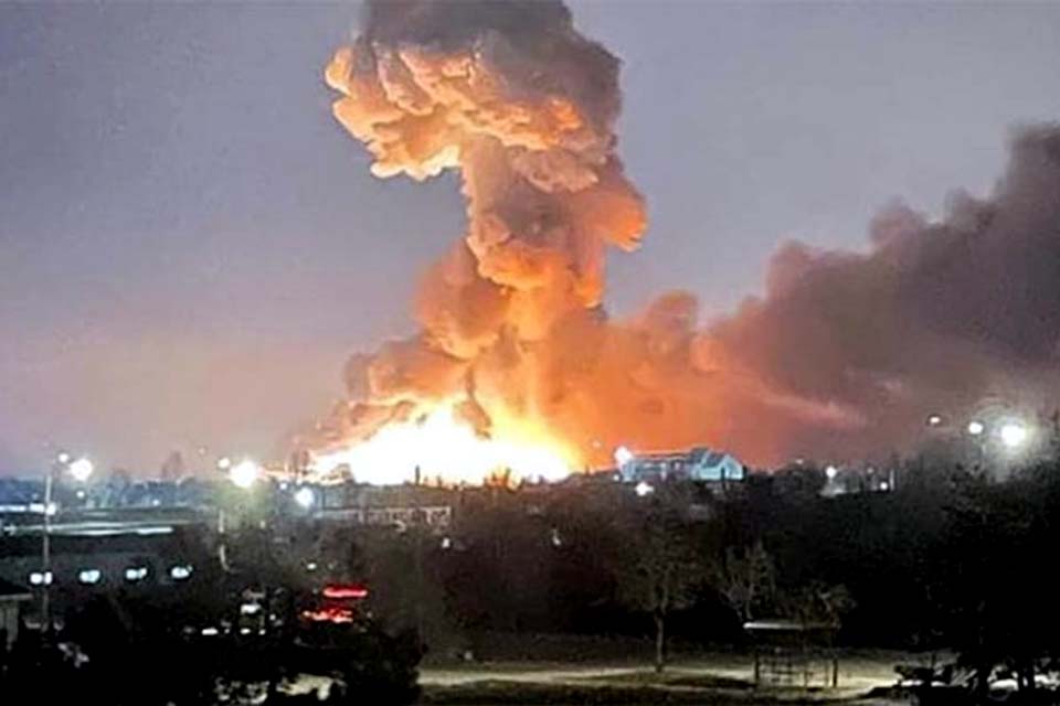 Bombardeios russos deixam pelo menos 11 mortos em Dnipro