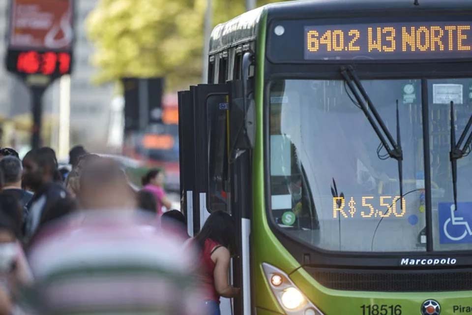 53% dos municípios enfrentam problemas para subsidiar o transporte público, revela CNM