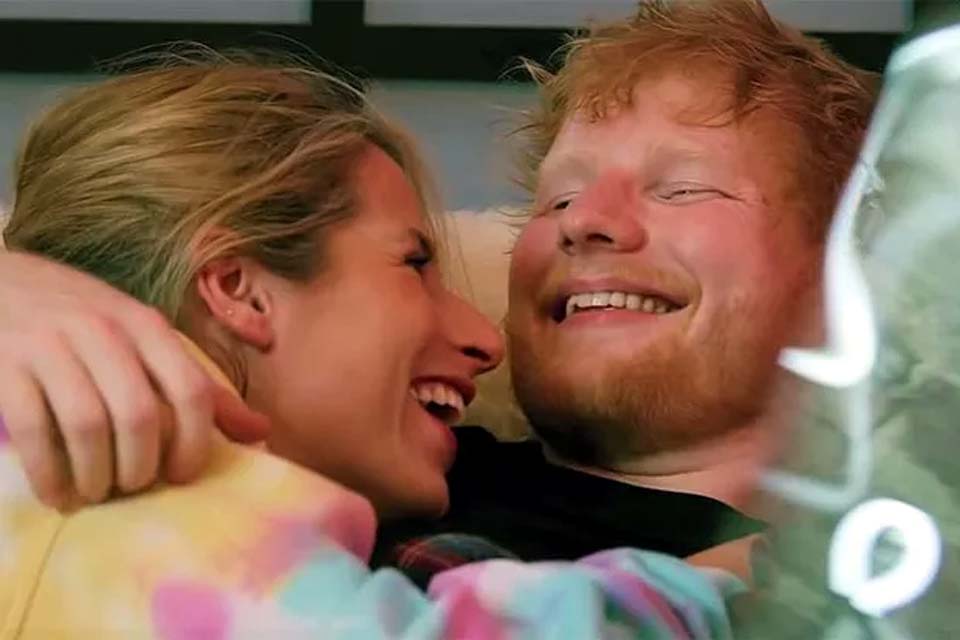 Ed Sheeran se emociona ao falar sobre diagnóstico de câncer da esposa: - 'Fui atingido por coisas pesadas, uma após a outra'