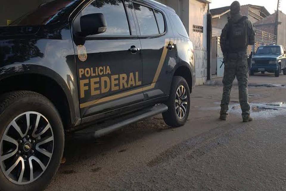  PF realiza operação em combate ao contrabando de cigarros