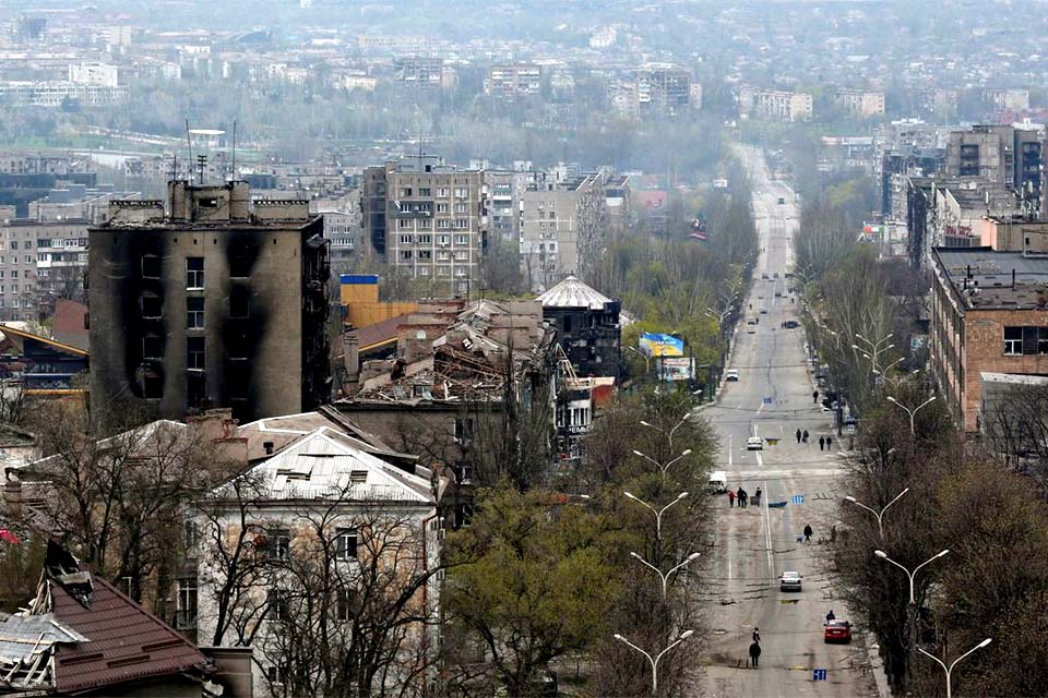 Prazo para rendição em Mariupol expira e Ocidente promete mais armas