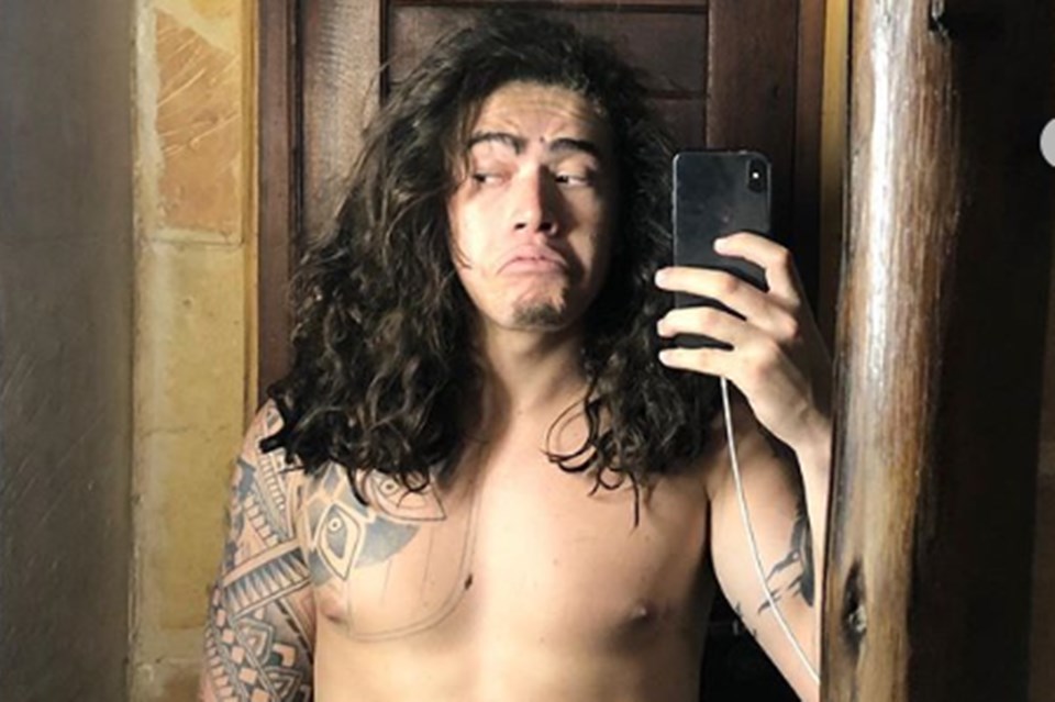 Whindersson Nunes mostra cabelo natural após 8 meses de transição capilar