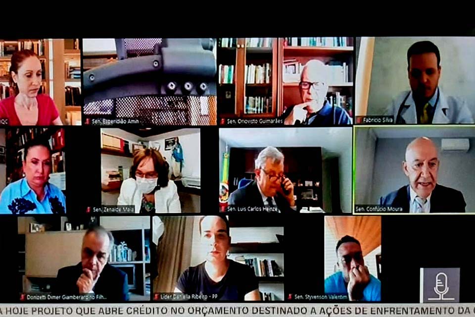 Especialistas criticam tratamento preventivo da Covid-19, durante debate virtual sobre protocolos