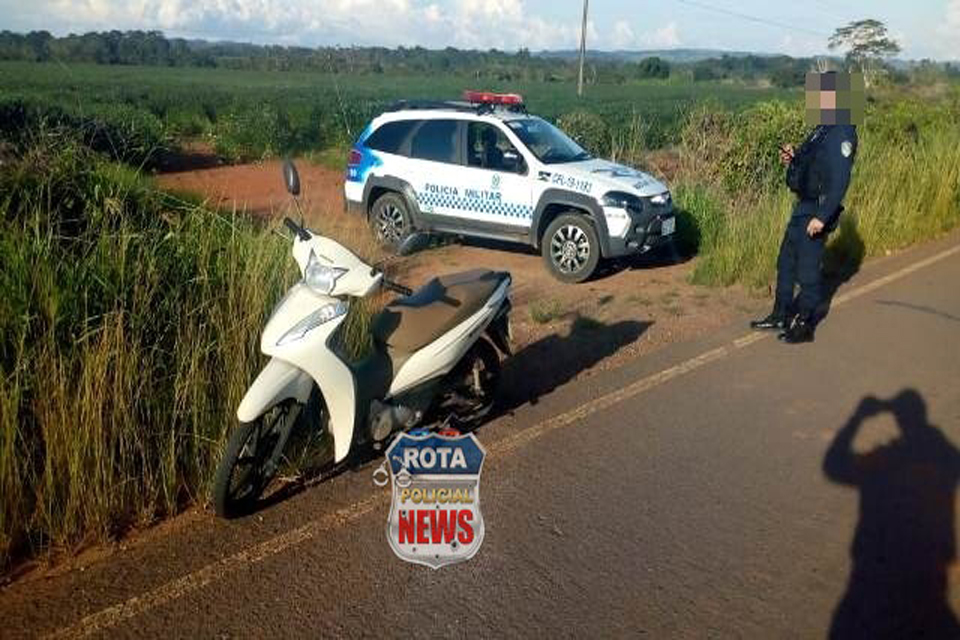 PM de Cerejeiras prende dupla e recupera moto roubada em Vilhena