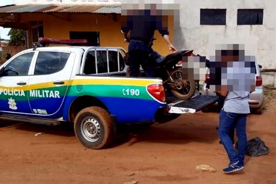 Grávida é presa vendendo drogas a mando do marido presidiário 