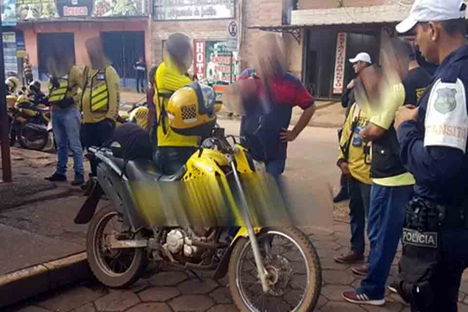 Pancadaria entre mototaxistas é registrada na rodoviária da capital