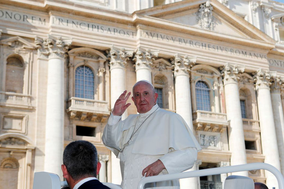 Vaticano esclarece comentários do papa sobre leis de união civil