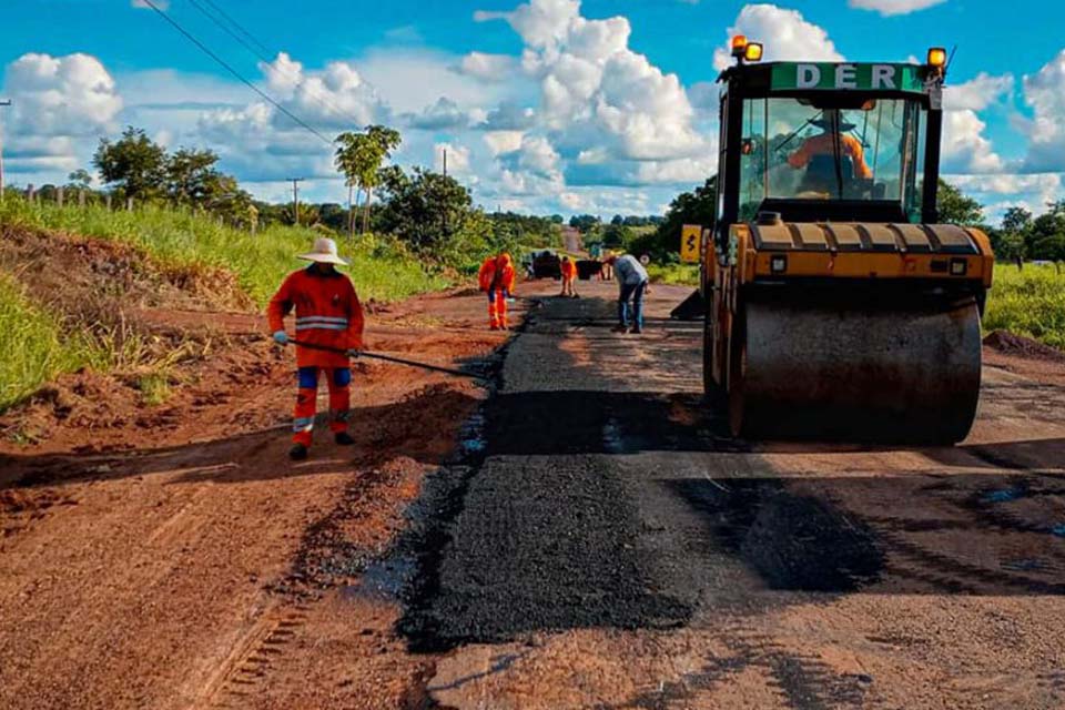 Trabalhos de recuperação atendem trecho da rodovia 479 que liga Estrela de Rondônia à BR-364