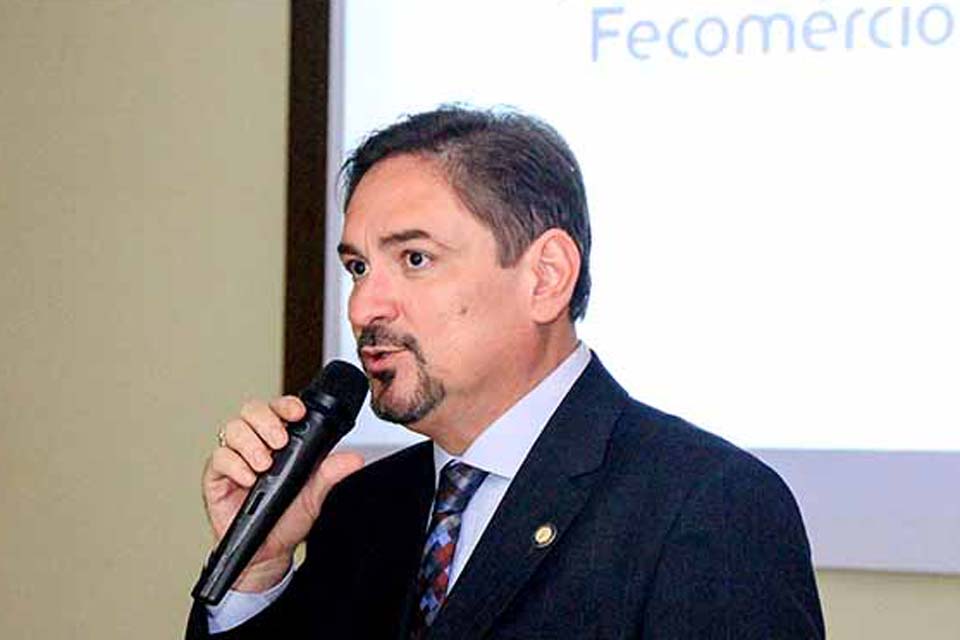 Fecomércio orienta empresários sobre a Lei de Crédito para Micros e Pequenos sancionada pelo Governo Federal