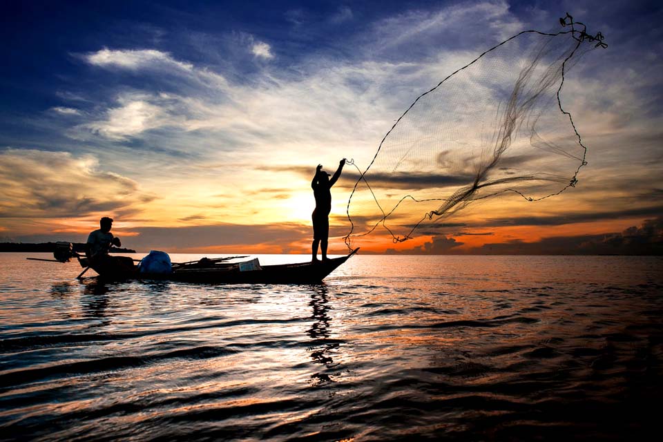 Em vigor, defeso proíbe pesca de espécies como dourada, jatuarana, filhote e outros; esta é apenas uma das fases de proibição da pesca para algumas espécies