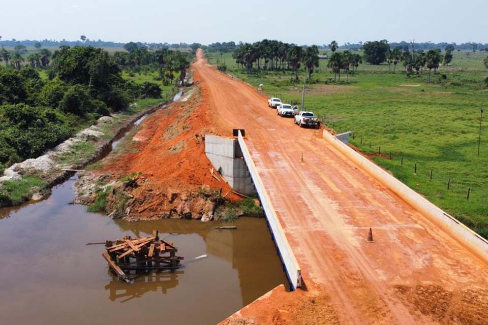 Ponte no rio São Joaquim será inaugurada no município de São Miguel do Guaporé