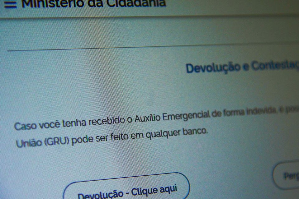 Saiba como devolver auxílio emergencial recebido indevidamente