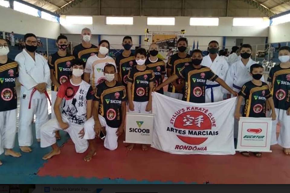 Atletas da Stillu's vencem campeonato de Karatê em Espigão