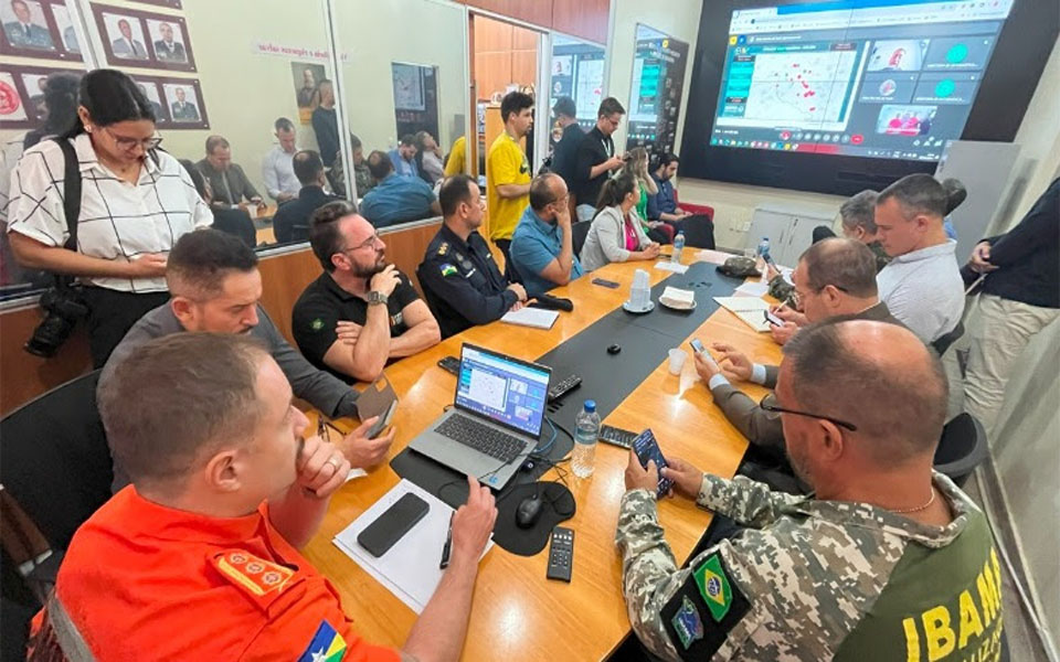 MPRO delibera sobre enfrentamento às queimadas em Rondônia junto ao Corpo de Bombeiros na capital