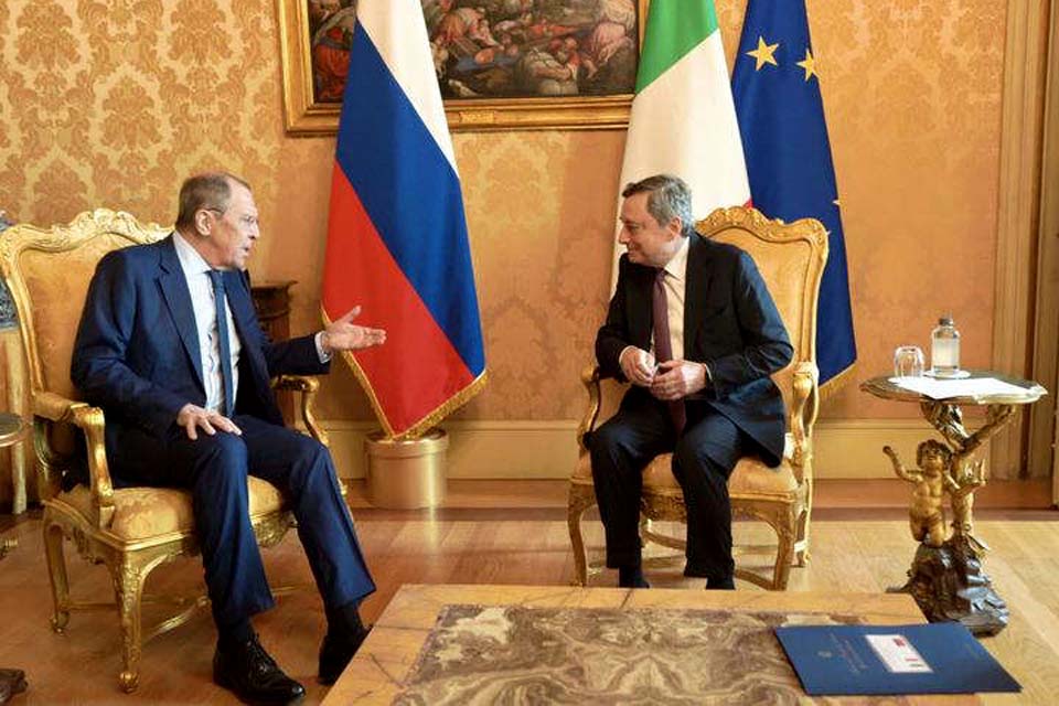 Itália e Rússia discutem situação do Afeganistão e G20