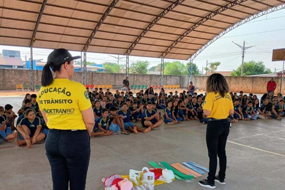 Primeiros Socorros é tema de palestra educativa de trânsito em escola de Ji-Paraná