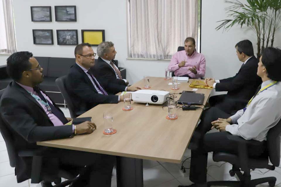 Hildon Chaves recebe representantes regionais do Banco do Brasil