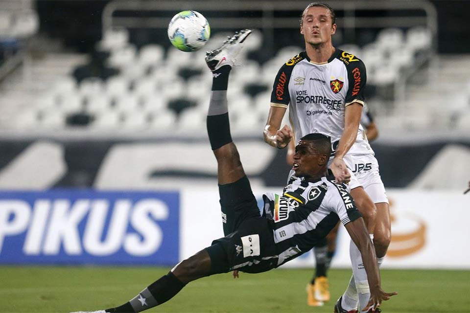 Botafogo perde e cai no Brasileiro