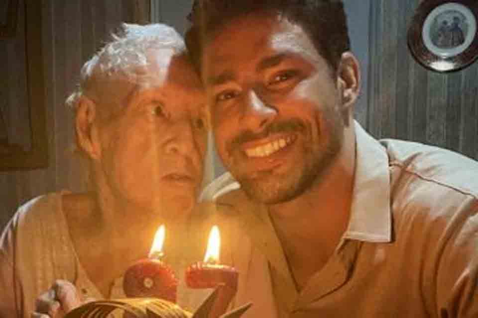 Cauã Reymond comemora 97 anos da avó: 'Importância extrema em minha vida'