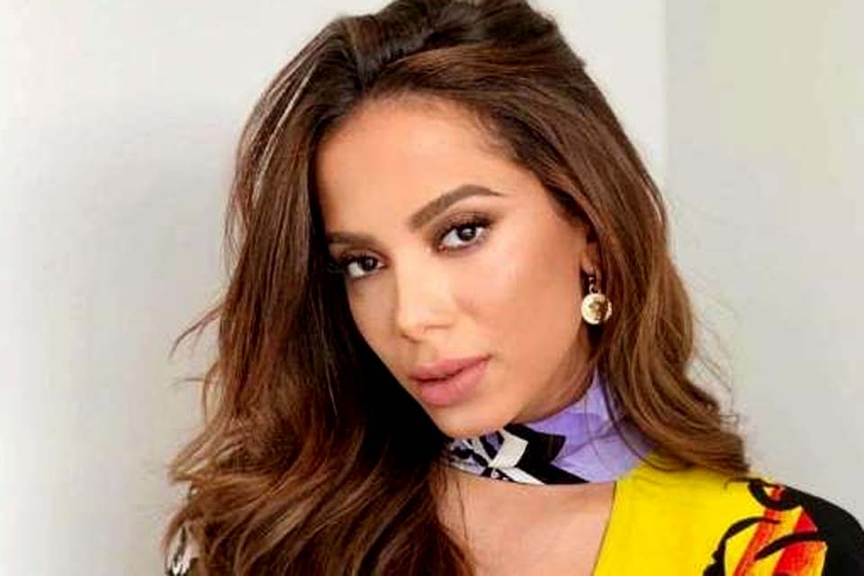 Anitta completa 27 anos: “Não vejo motivo para celebrar!”