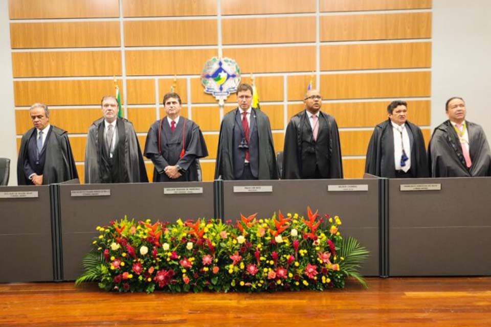 Tribunal de Contas de Rondônia-TCE-RO realiza sessão especial alusiva à posse do novo Conselheiro Jailson Viana