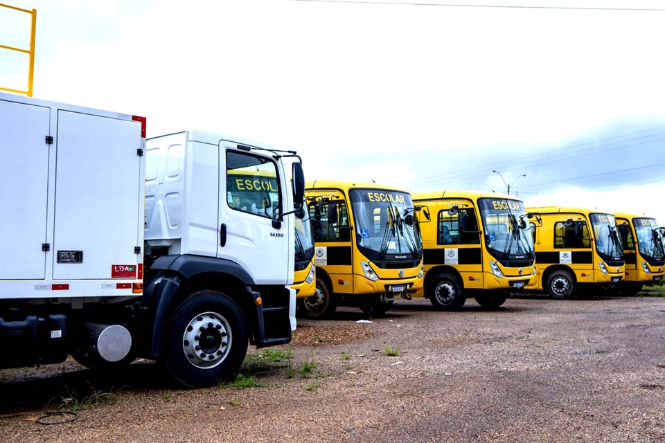 Prefeitura de Porto Velho amplia frota do transporte escolar rural com aquisição de mais 16 ônibus