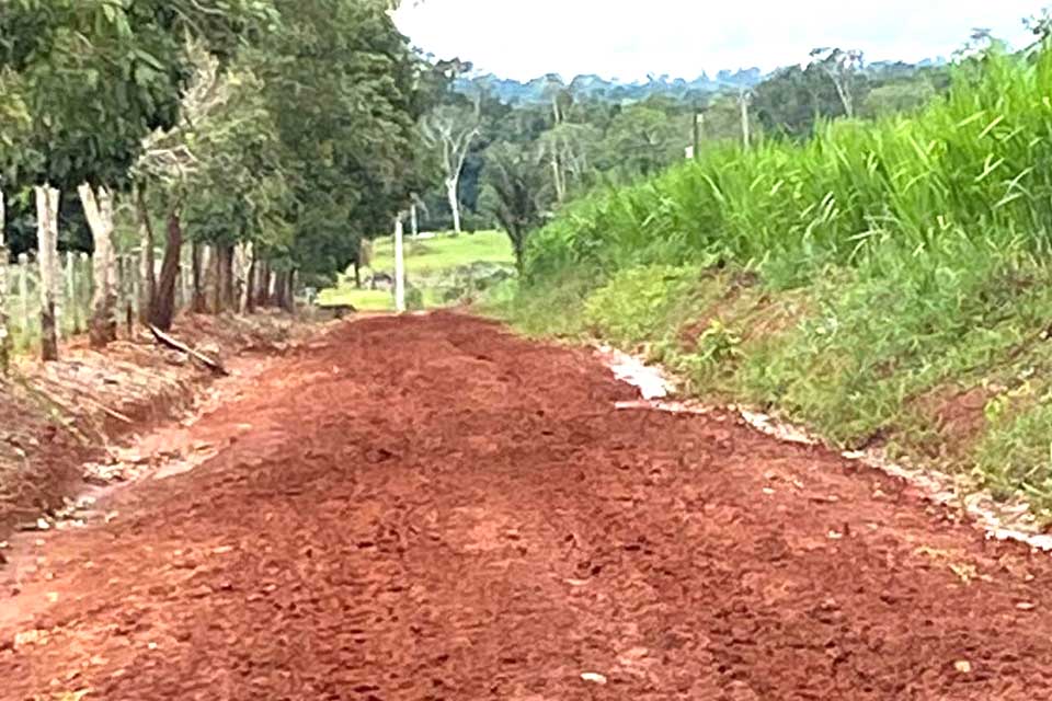 Produtores rurais cobram cascalhamento de trecho da Linha 172