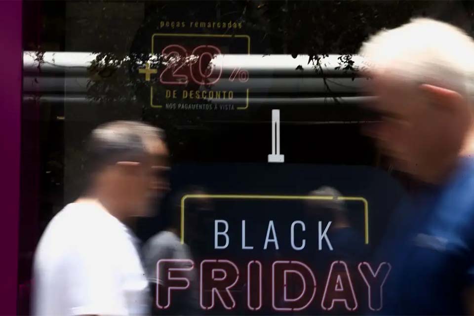 Entidades alertam para cuidados em compras durante a Black Friday