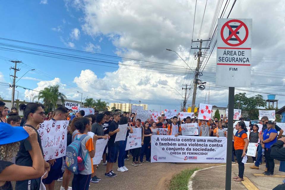 SINTERO através da Secretaria de Gênero e Etnia realiza atividades pelo fim da violência contra as mulheres e feminicídio