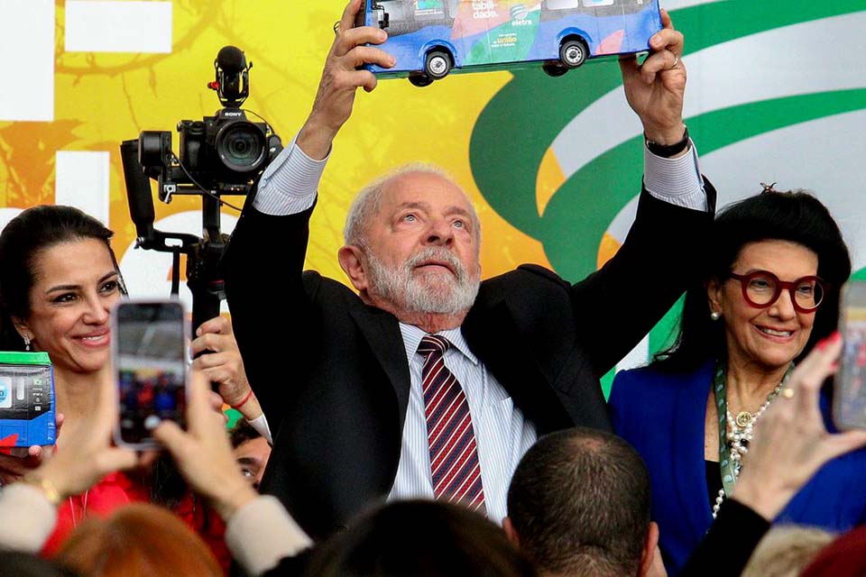 Acordo Mercosul-União Europeia não será assinado sem ajuste, diz Lula