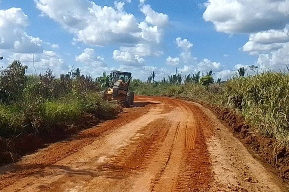 Prefeitura de Porto Velho realiza manutenção em estradas vicinais de Rio Pardo