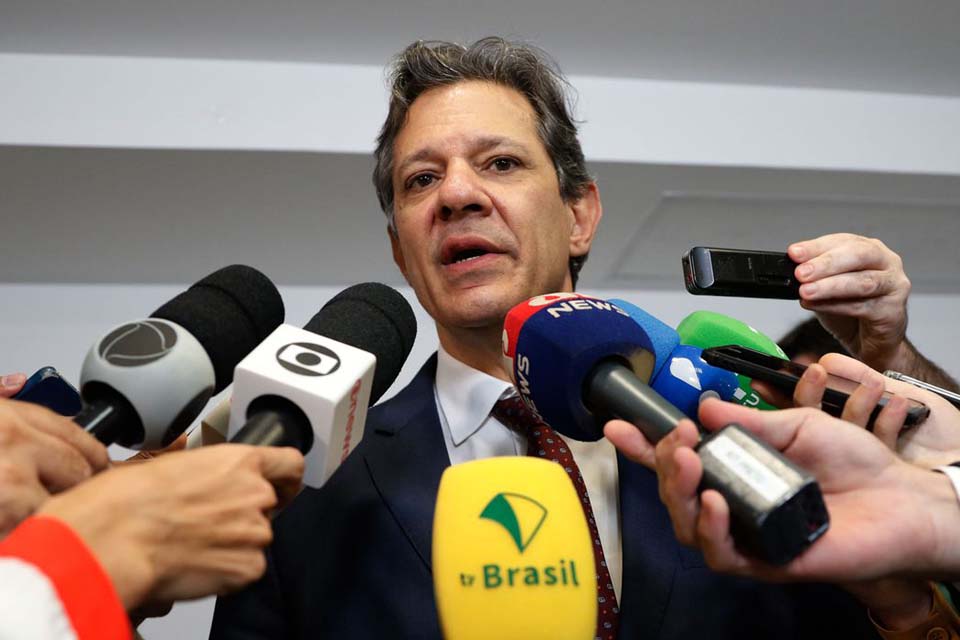 Disputa no Congresso não deve impactar regra fiscal, avalia Haddad