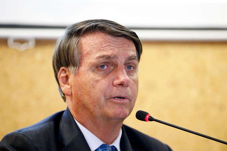 Bolsonaro diz que está aberto a sugestões para recuperação da economia