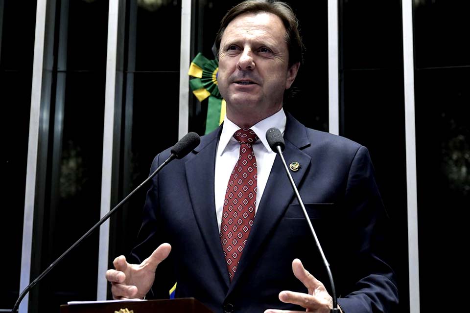 Senador Acir Gurgacz repassa mais 2 milhões em emendas para Rondônia