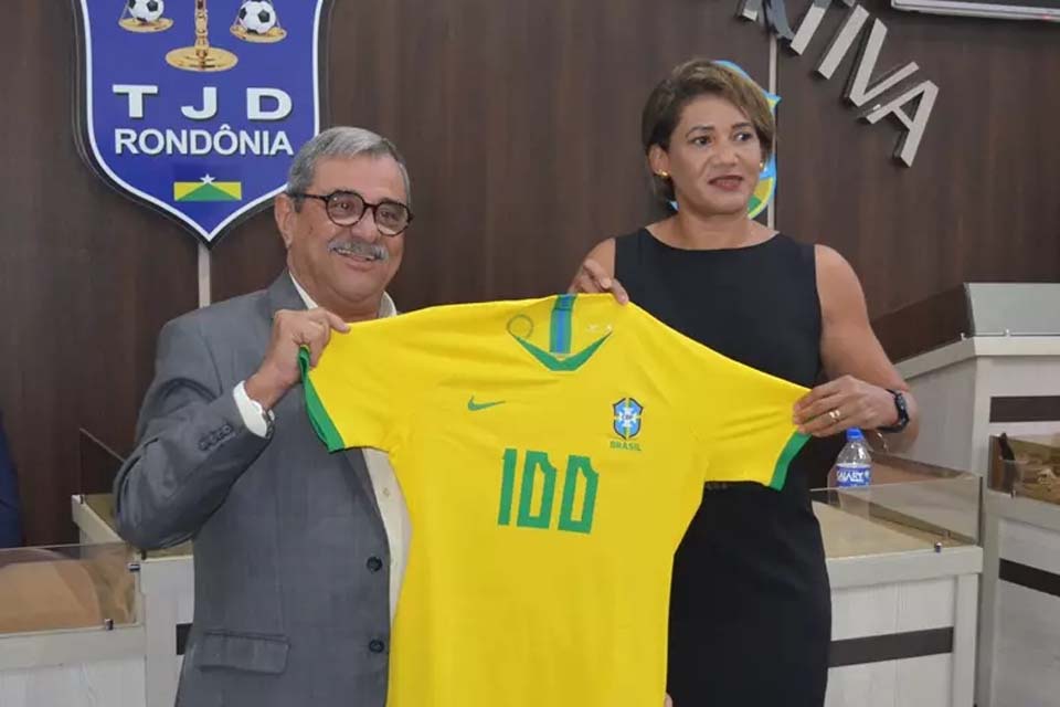 CBF convida árbitra Assistente Márcia Caetano para pré-temporada de árbitros Elite 2023