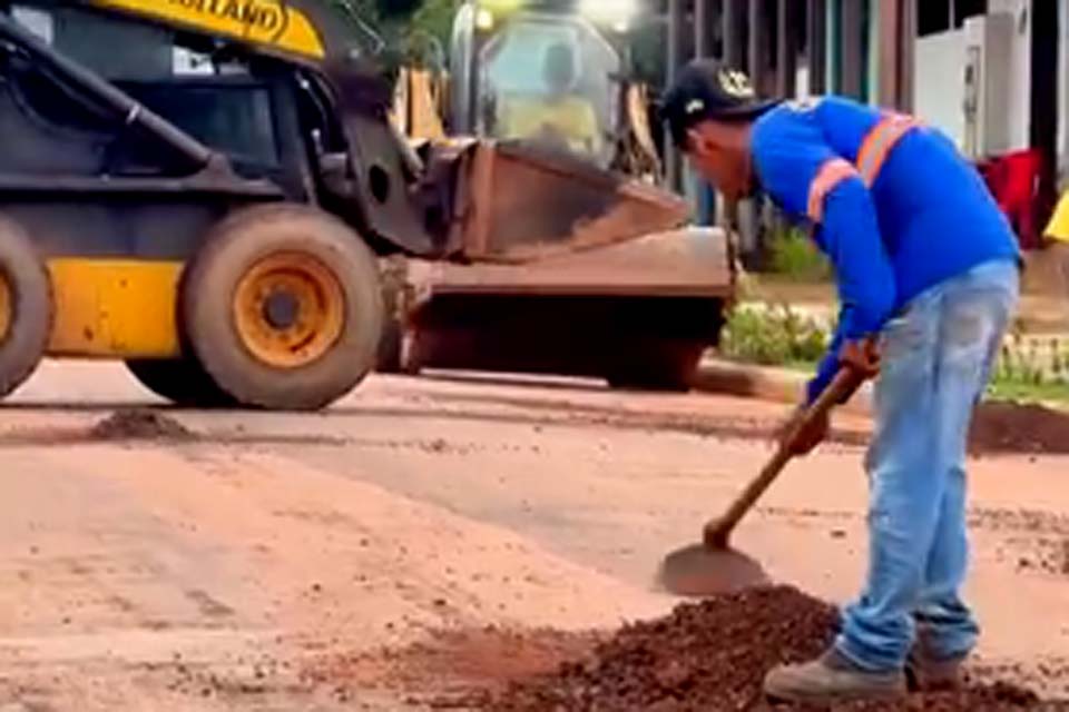 Prefeitura realiza obras de infraestrutura nas vias públicas da cidade