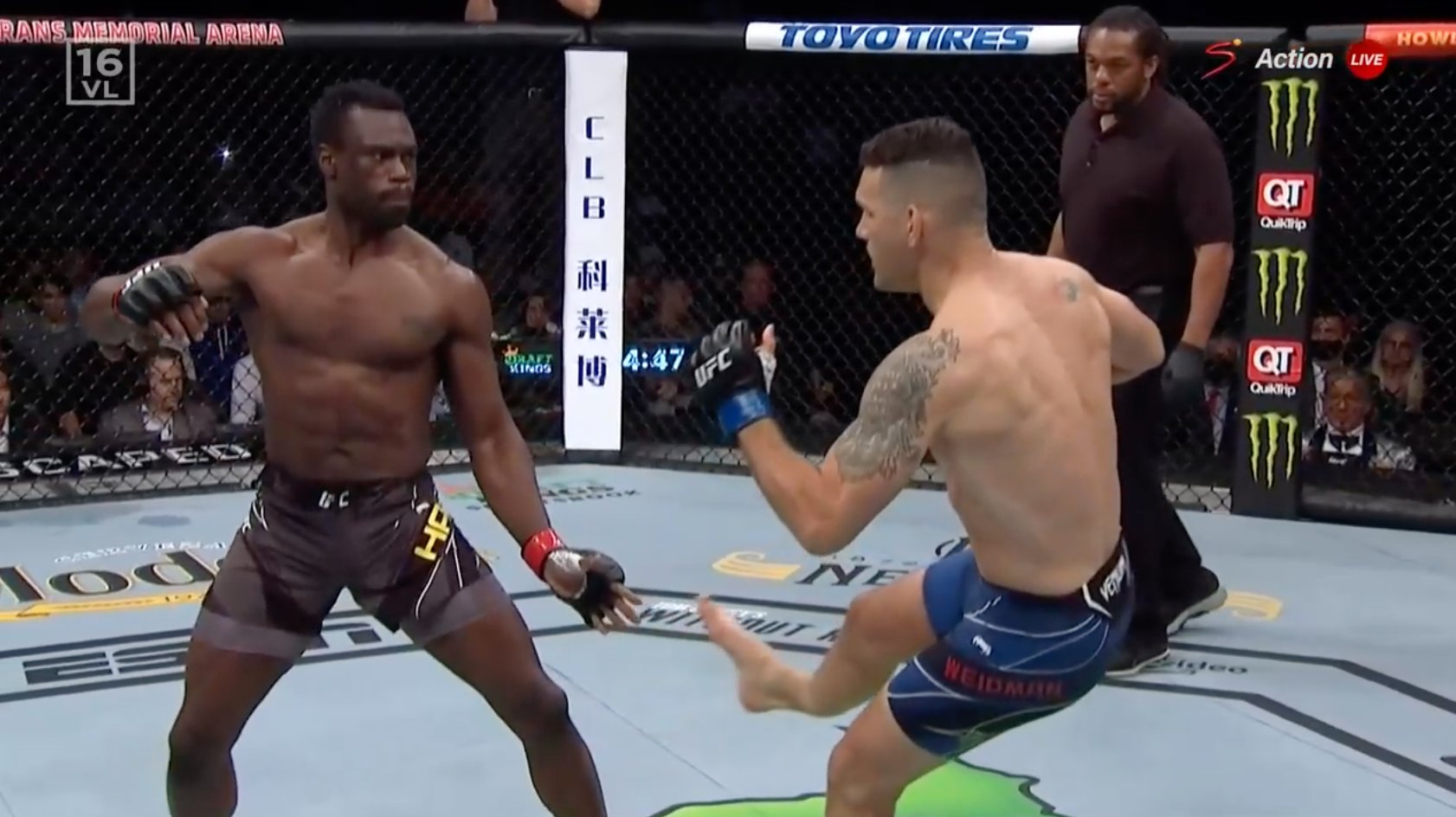 VÍDEO - Chris Weidman quebra a perna ao chutar Uriah Hall; Imagens Fortes