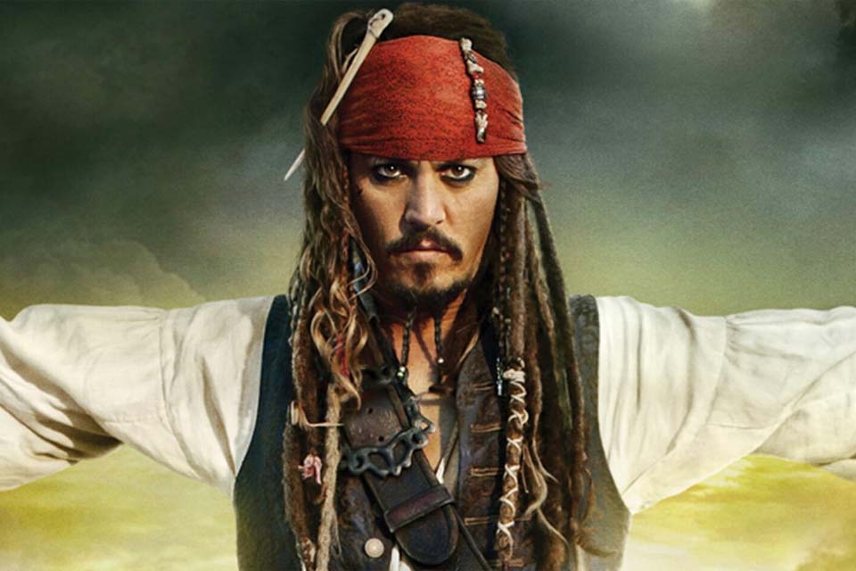 Johnny Depp volta para o elenco de 'Piratas do Caribe'