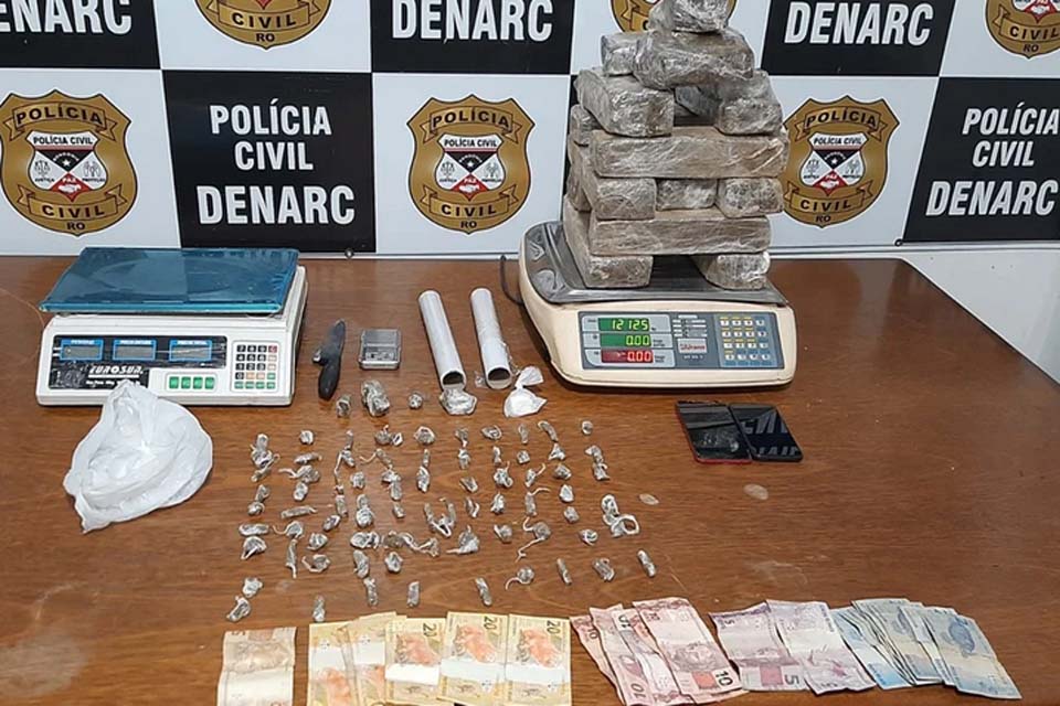 Jovem é preso com 12kg de maconha enterrada em quintal