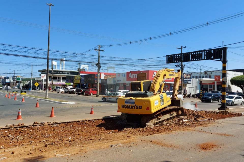 Prefeitura continua com as obras para interligar Avenida Canaã