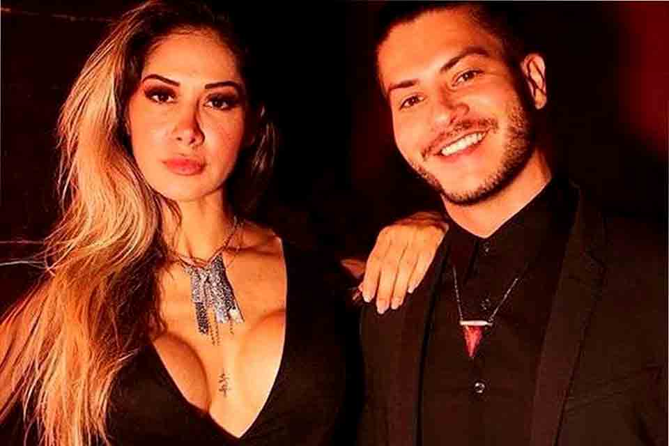 Maíra Cardi elogia Arthur Aguiar por entrar no BBB22 mesmo cancelado