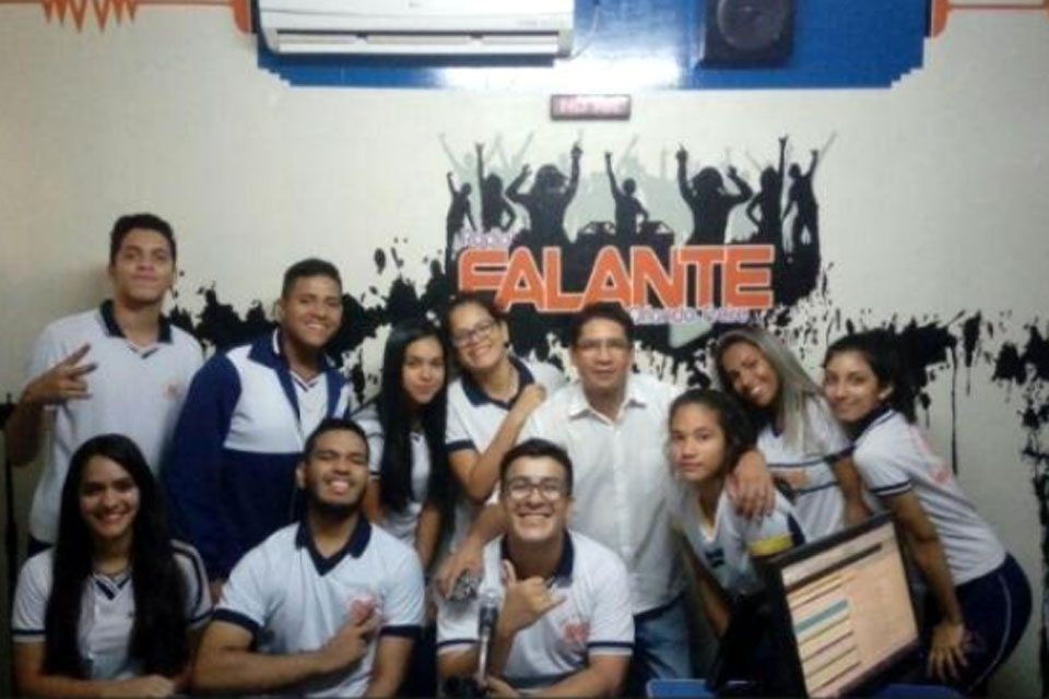 Rádio Falante da Escola Orlando Freire completa uma década