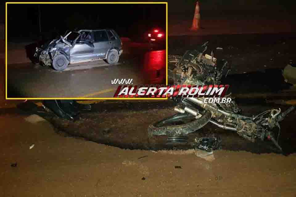 Motociclista morre ao colidir com carro e ser atropelado por outro veículo