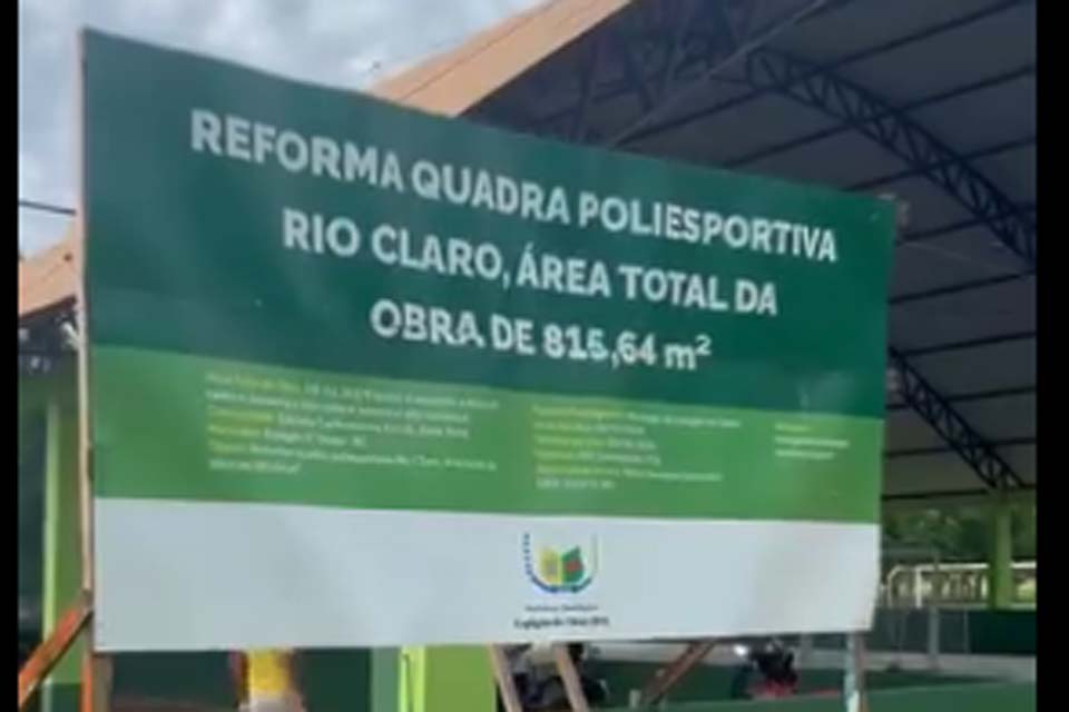 Prefeitura de Vilhena realiza a reforma da quadra do Rio Claro